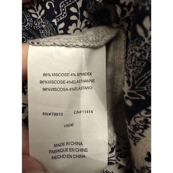 A PEA IN THE POD Maternity Dress Womens XS Indigo Paisley Maxi Stretch Soft NWT - Picture 8 of 10